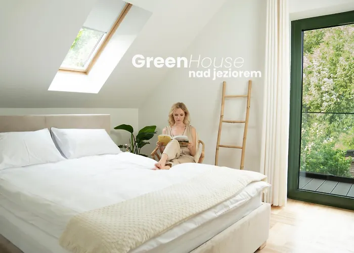 House - Nad Jeziorem Z Pomostem *