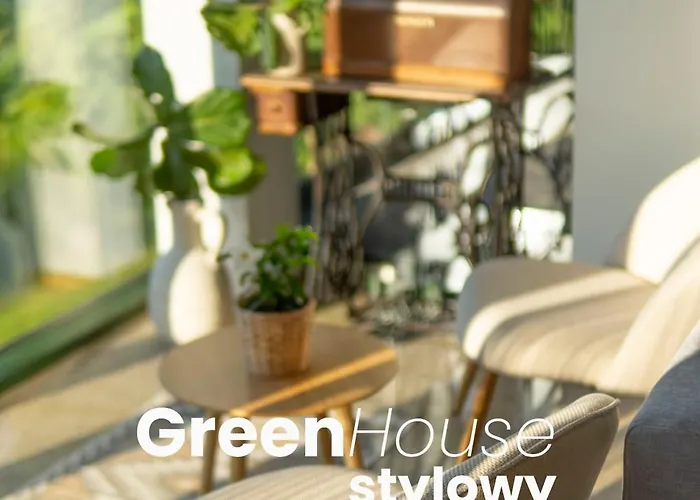 House - Nad Jeziorem Z Pomostem Willa